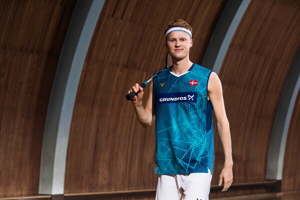 队的中场实 队的中场实