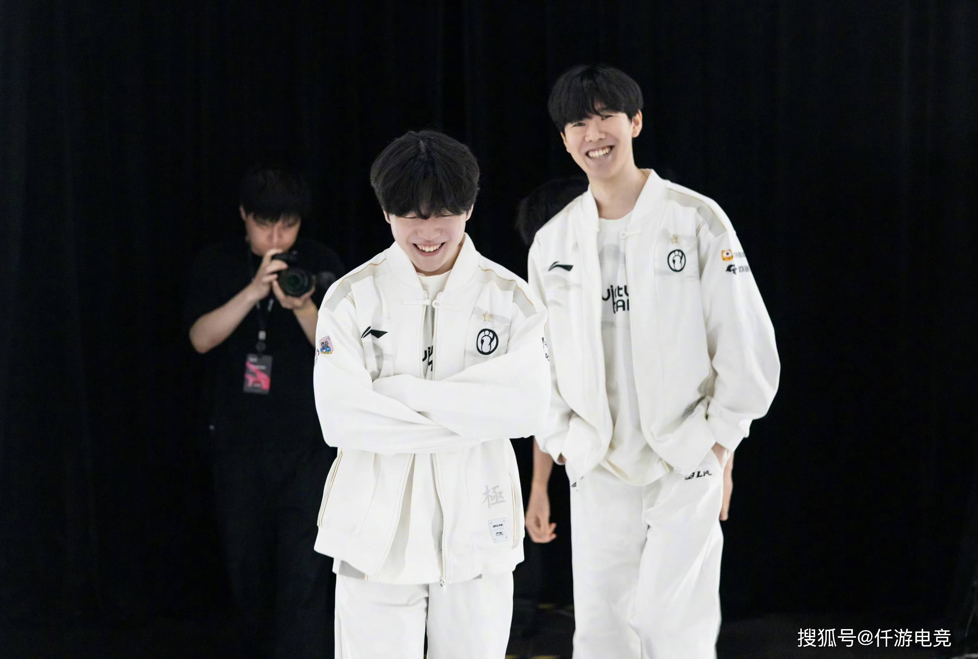 经济角度与 经济角度与